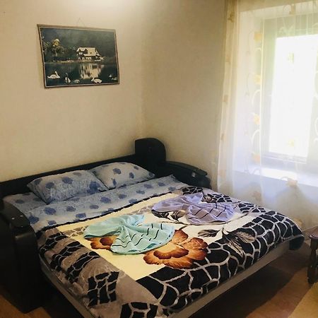 Guest House Ulaj Vusanje Luaran gambar